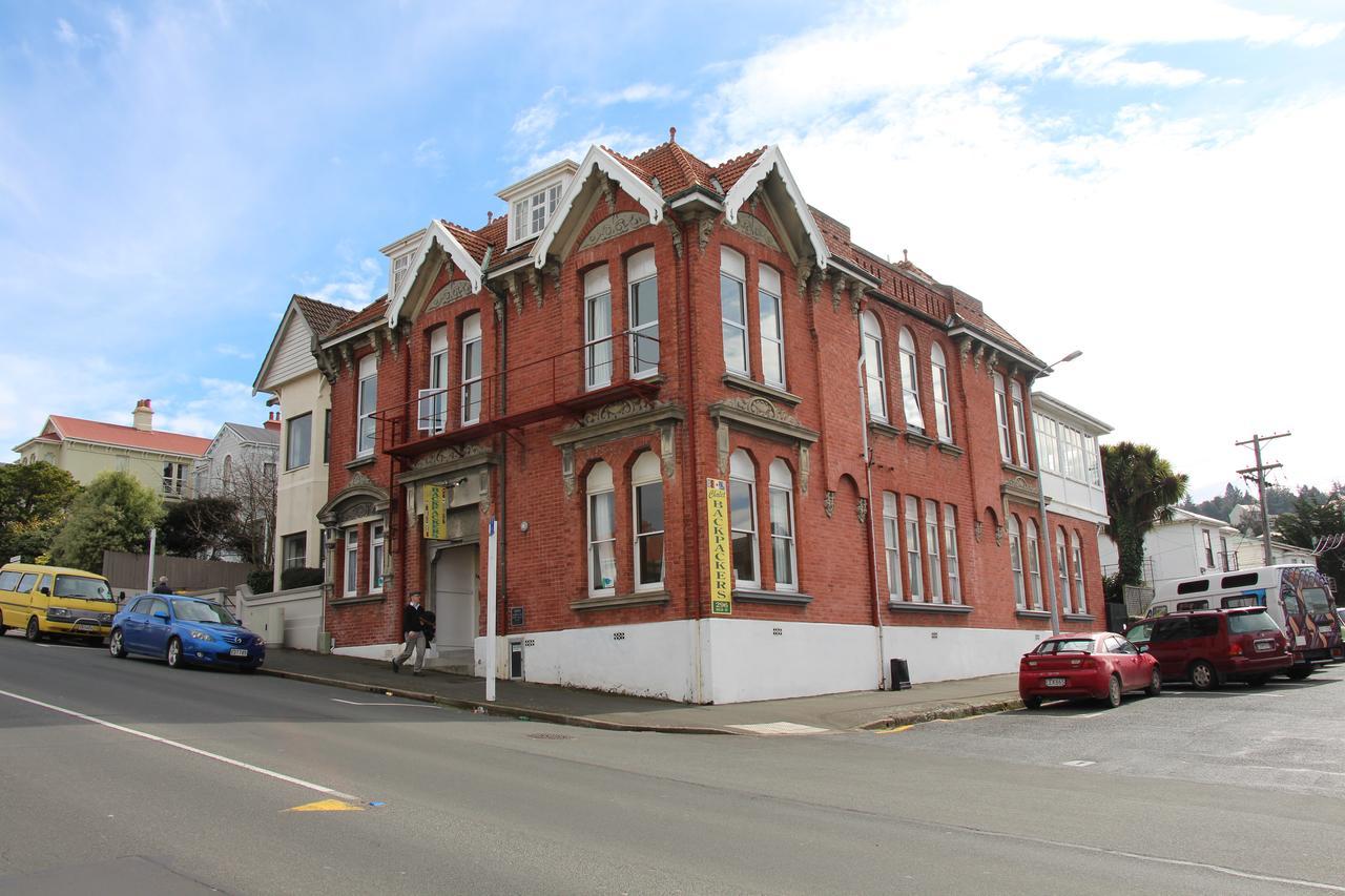 Chalet Backpackers Dunedin Exterior photo